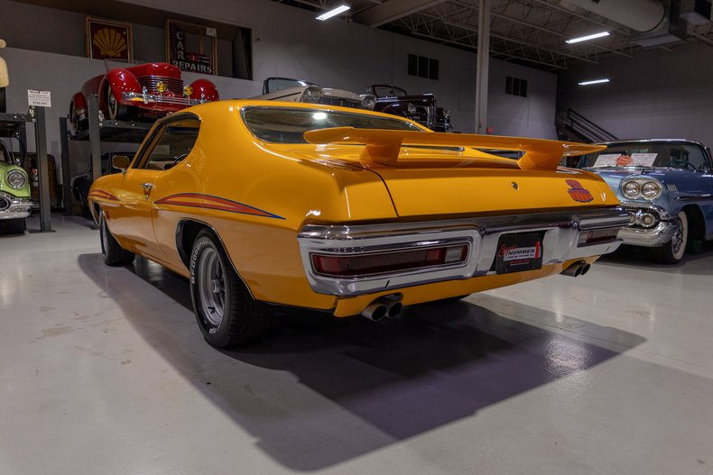 1970 Pontiac GTO 39