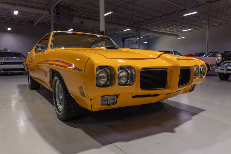 1970 Pontiac GTO 34