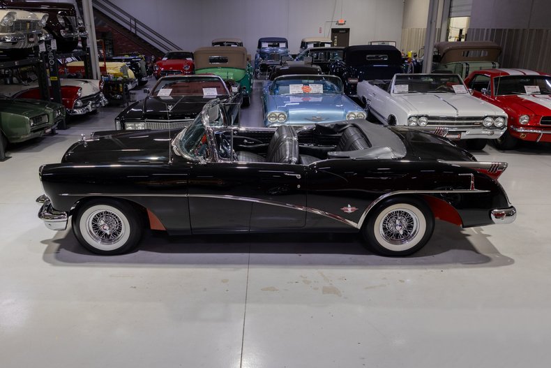 1954 Buick Skylark Convertible 13