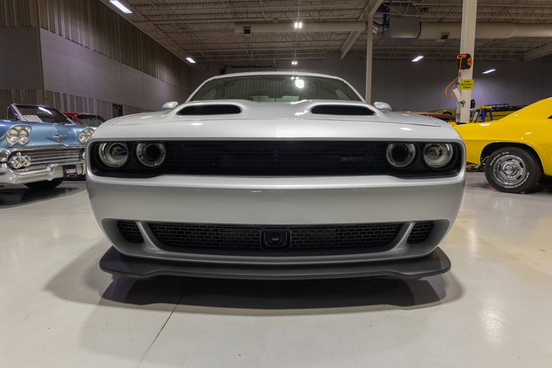 2023 Dodge Challenger SRT Hellcat Jailbreak 32