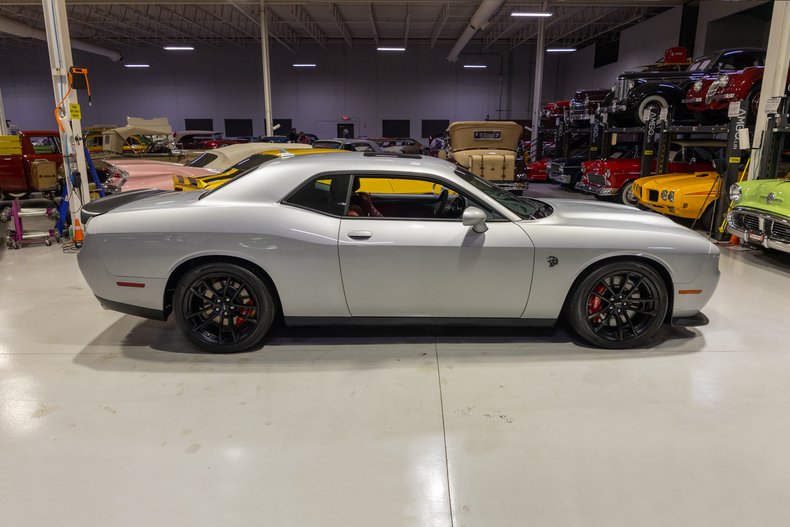 2023 Dodge Challenger SRT Hellcat Jailbreak 18