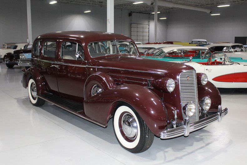 1936 Cadillac Series 85 V-12 19