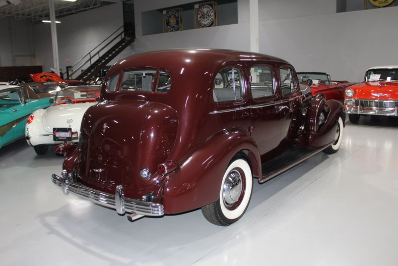 1936 Cadillac Series 85 V-12 21