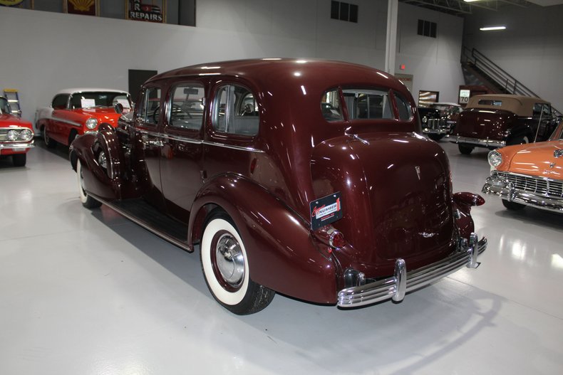 1936 Cadillac Series 85 V-12 23