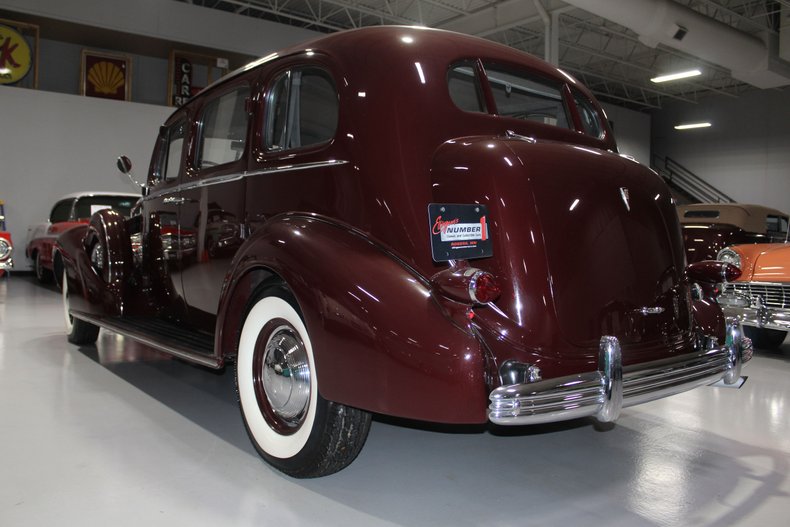 1936 Cadillac Series 85 V-12 43