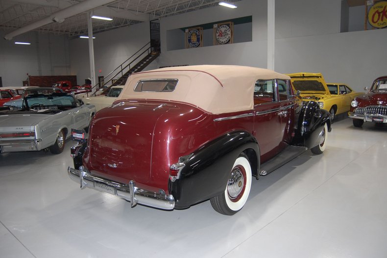 1938 Cadillac Series 75 17