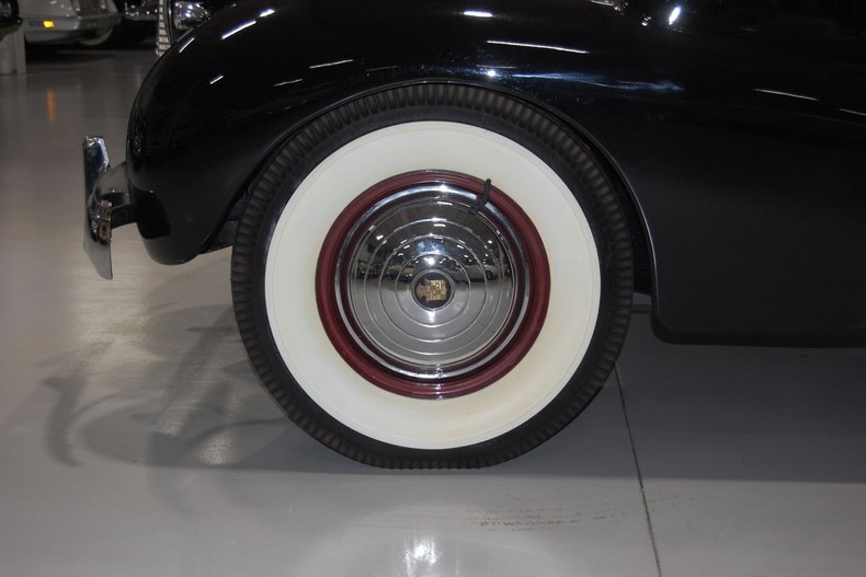 1938 Cadillac Series 75 22