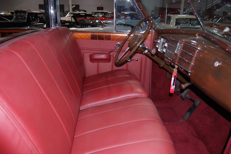 1938 Cadillac Series 75 43