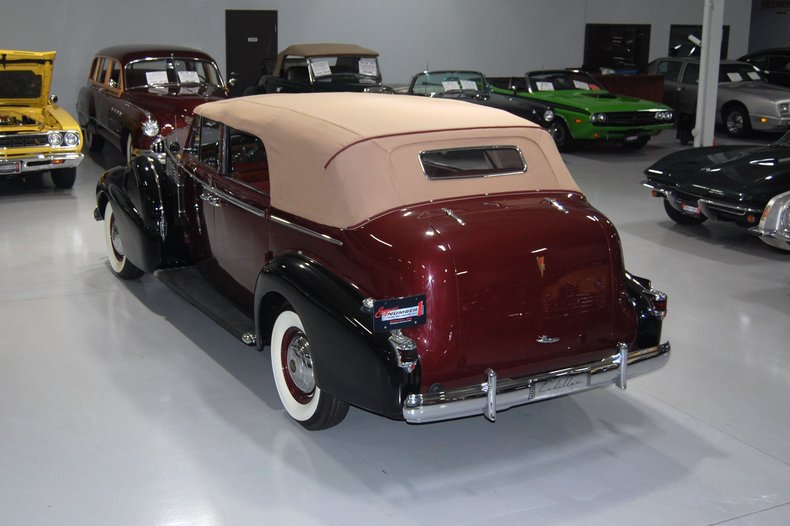 1938 Cadillac Series 75 11