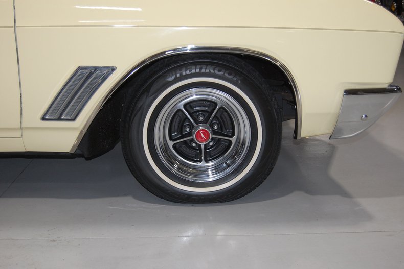 1967 Buick GS 400 Convertible 44