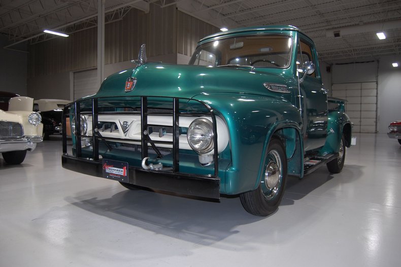 1953 Ford F-100 30