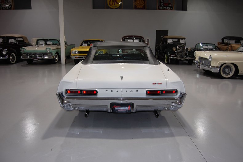 1966 Pontiac 2+2 Convertible 34