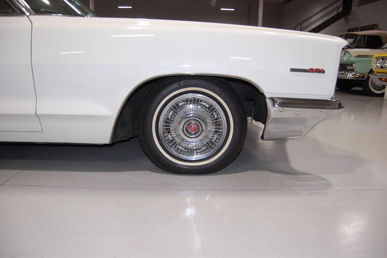 1966 Pontiac 2+2 Convertible 43
