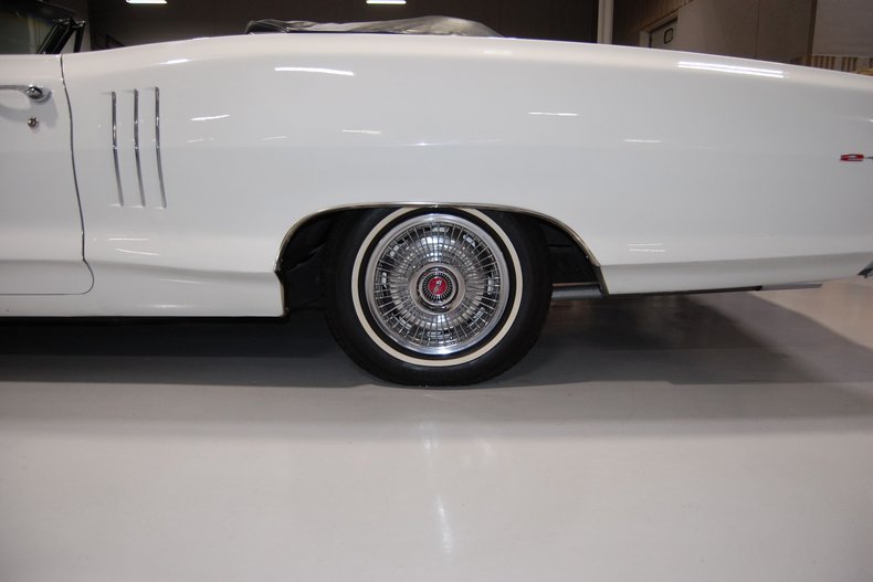 1966 Pontiac 2+2 Convertible 39
