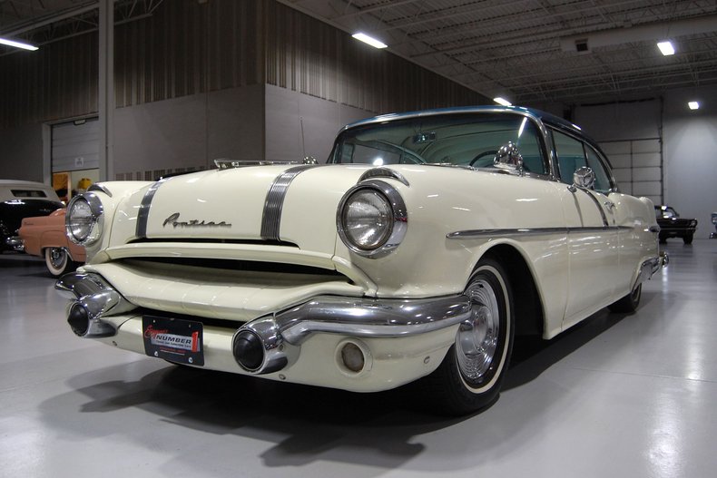 1956 Pontiac Star Chief 30