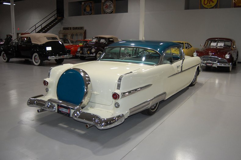 1956 Pontiac Star Chief 17