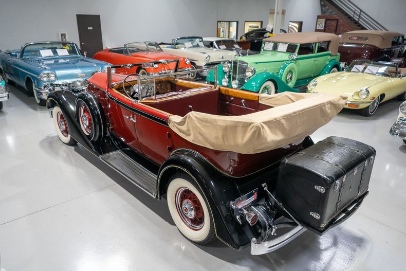 1934 Packard Eight 11