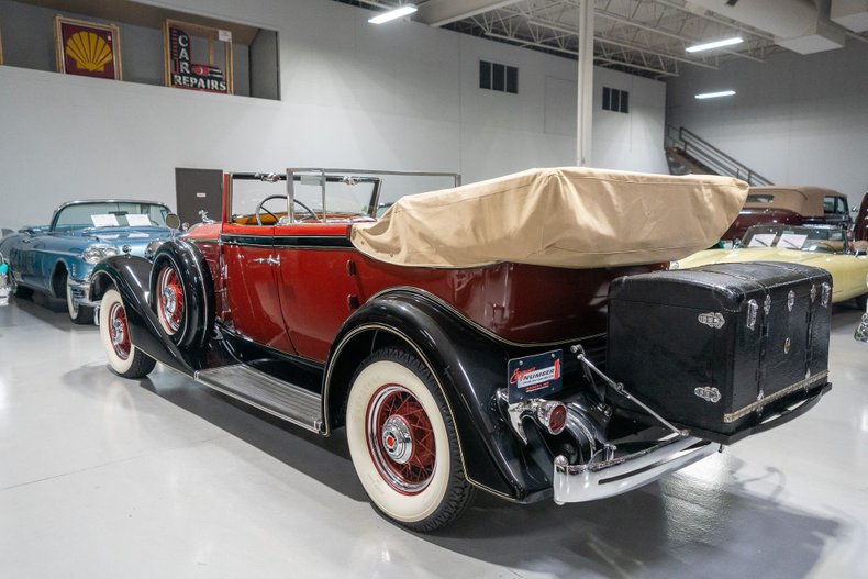 1934 Packard Eight 25