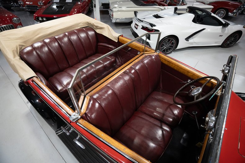 1934 Packard Eight 70