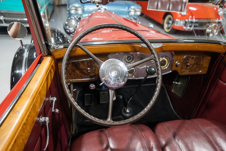 1934 Packard Eight 62