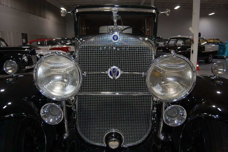 1931 Cadillac 370A V-12 33