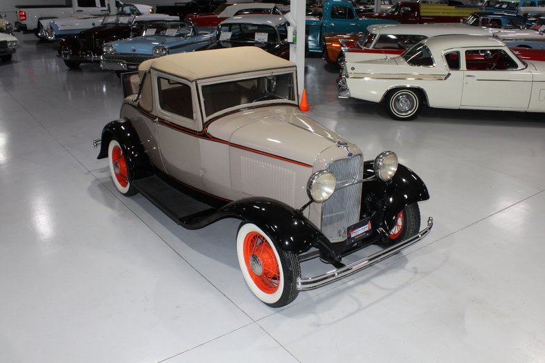 1932 Ford Model 18 5