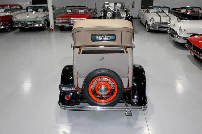 1932 Ford Model 18 10