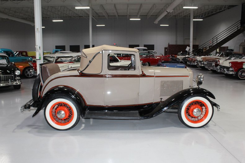 1932 Ford Model 18 16