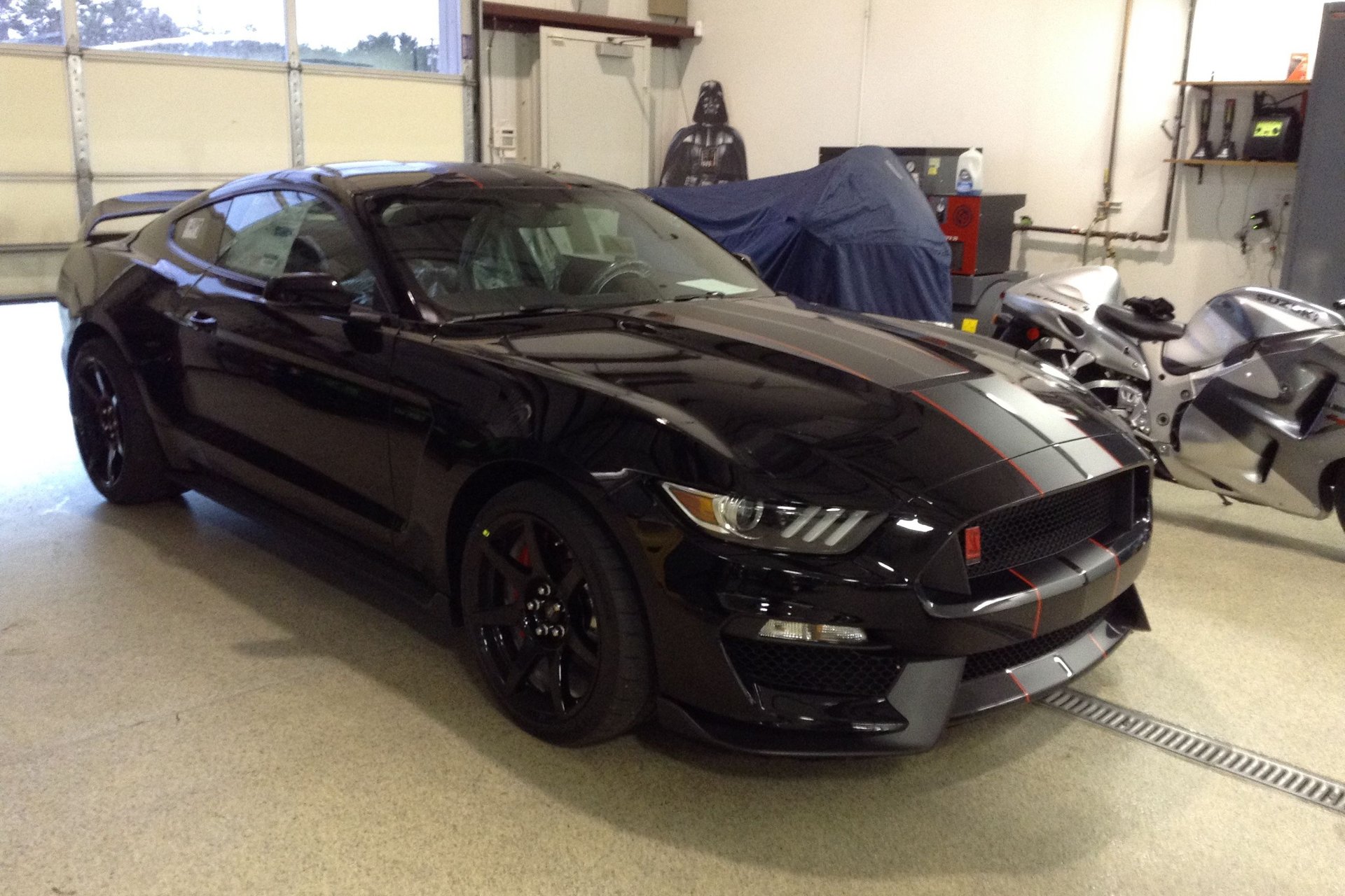 2016 shelby gt350 r