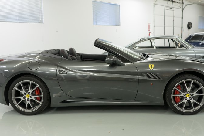 2010 Ferrari California