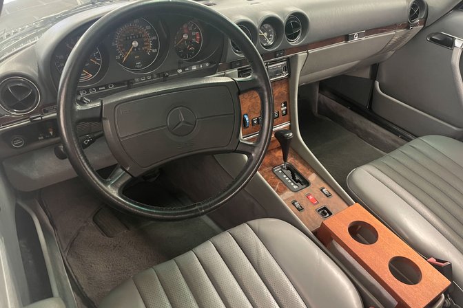 1989 Mercedes-Benz 560 Series