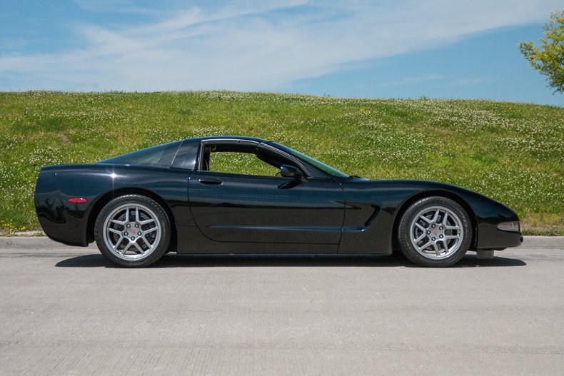 2004 Chevrolet Corvette