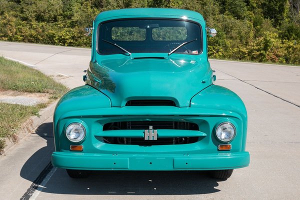 1955 International Harvester R100