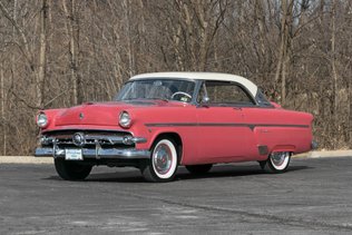 1954 Ford Crestline