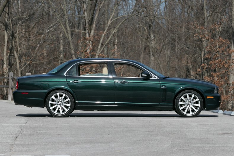2008 Jaguar XJ8