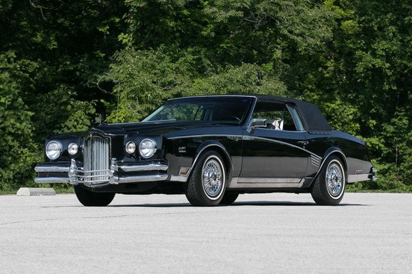 1982 Buick Riviera Bayliff Packard Sport