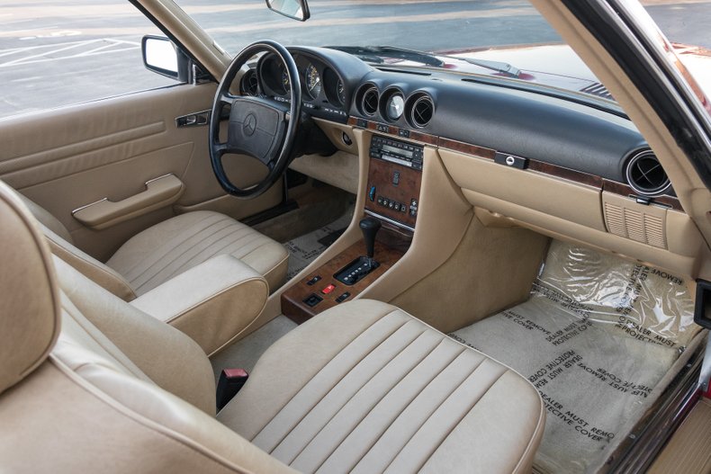 1986 Mercedes-Benz 560SL