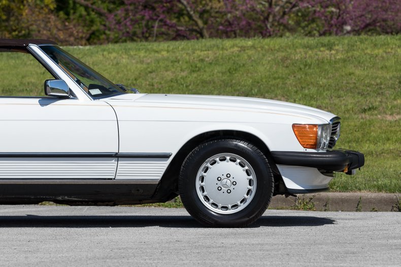 1988 Mercedes-Benz 560 SL