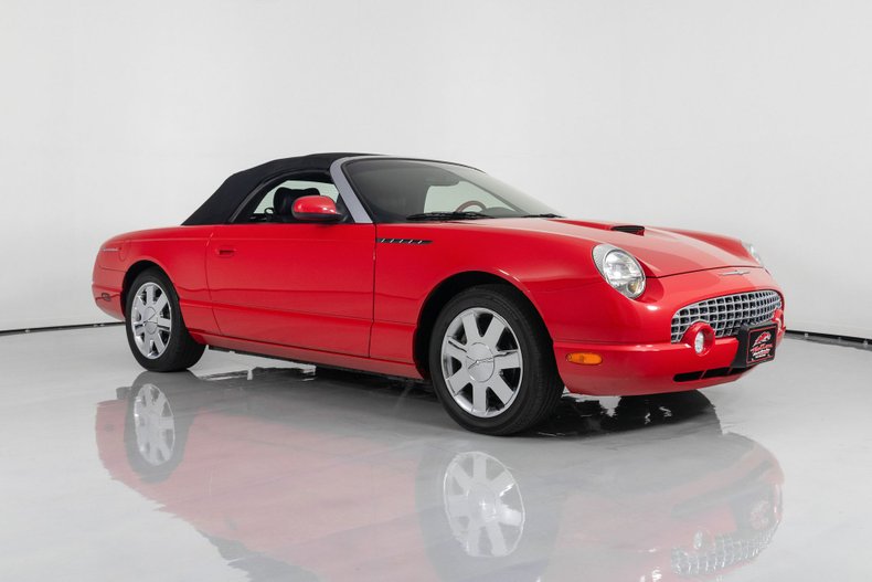 2002 Ford Thunderbird