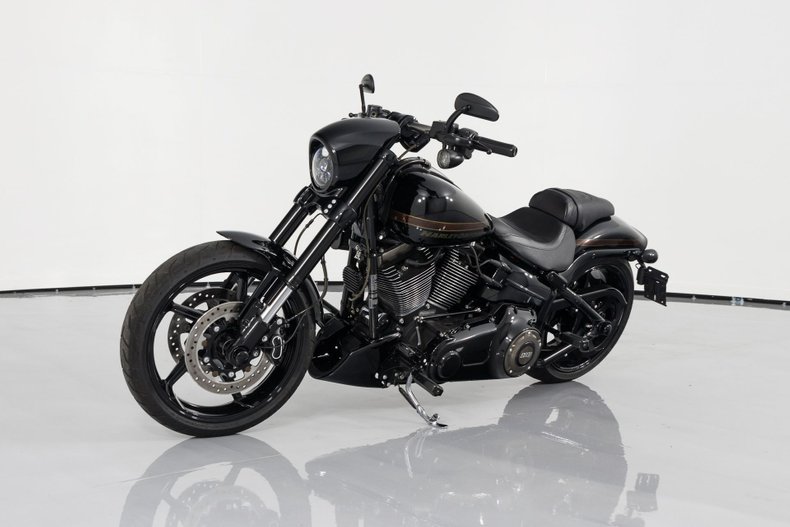 2016 Harley-Davidson FXSE