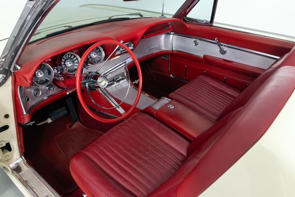 1962 Ford Thunderbird