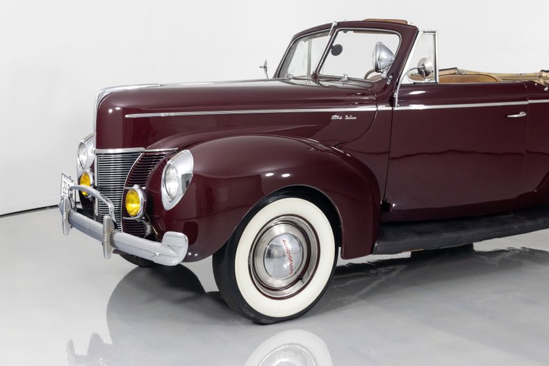 1940 Ford Deluxe