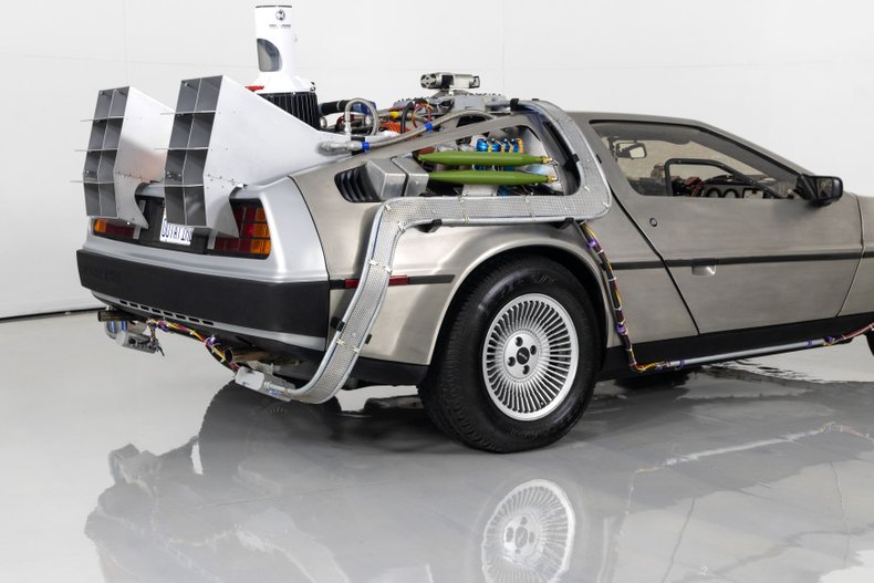 1981 DeLorean DMC-12