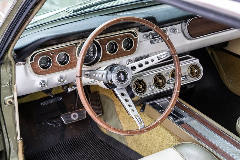 1965 Ford Mustang