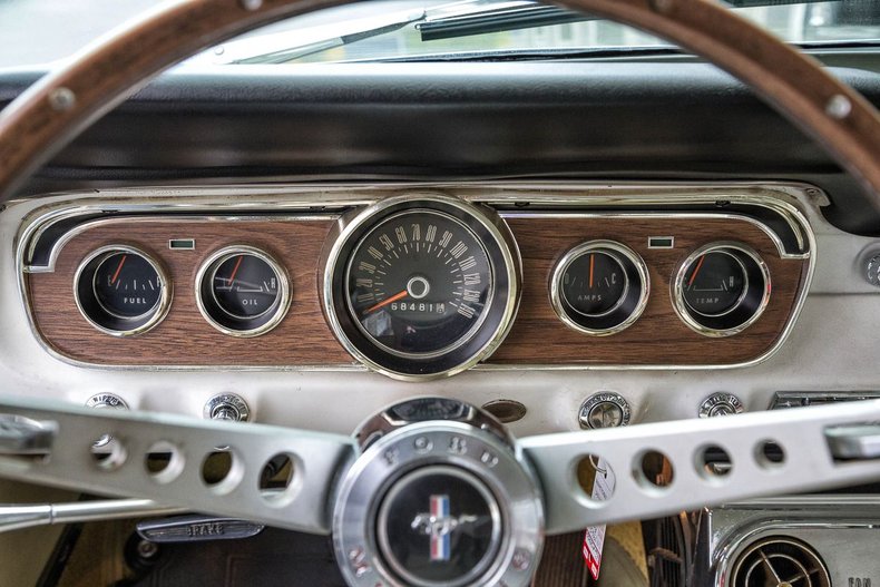 1965 Ford Mustang