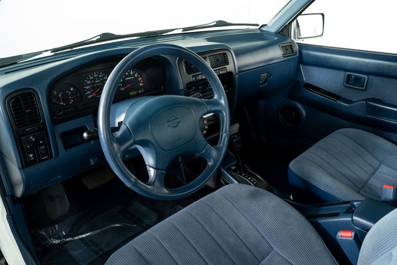 1994 Nissan 4x4 SE-V6 King Cab