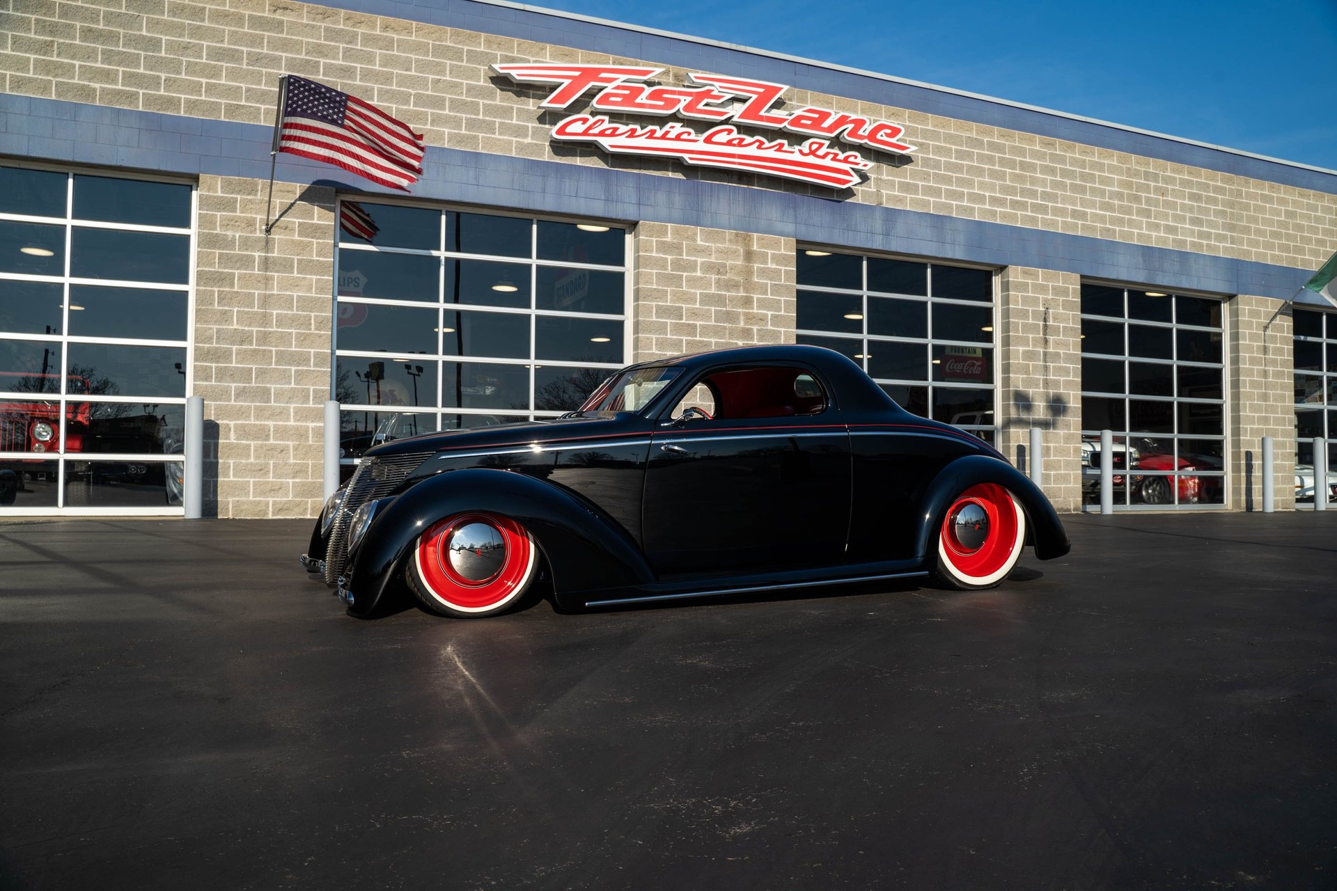 1937 ford coupe deco rod