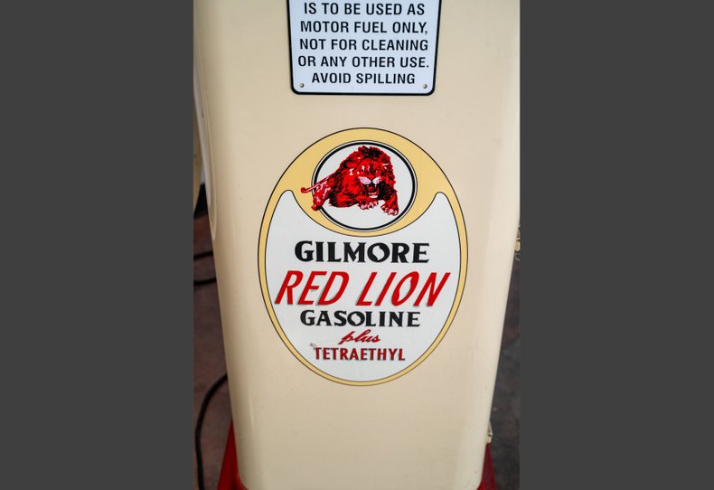  Bennett Red Lion Gilmore Gasoline Pump