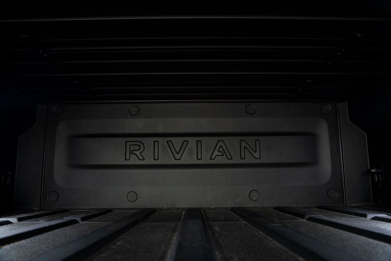 2023 Rivian R1T