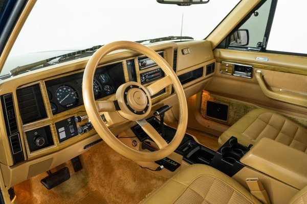 1987 Jeep Wagoneer